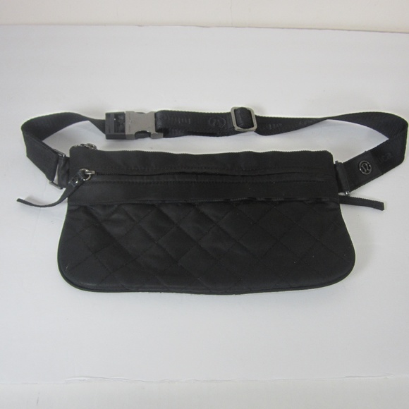 lululemon fanny pack mens